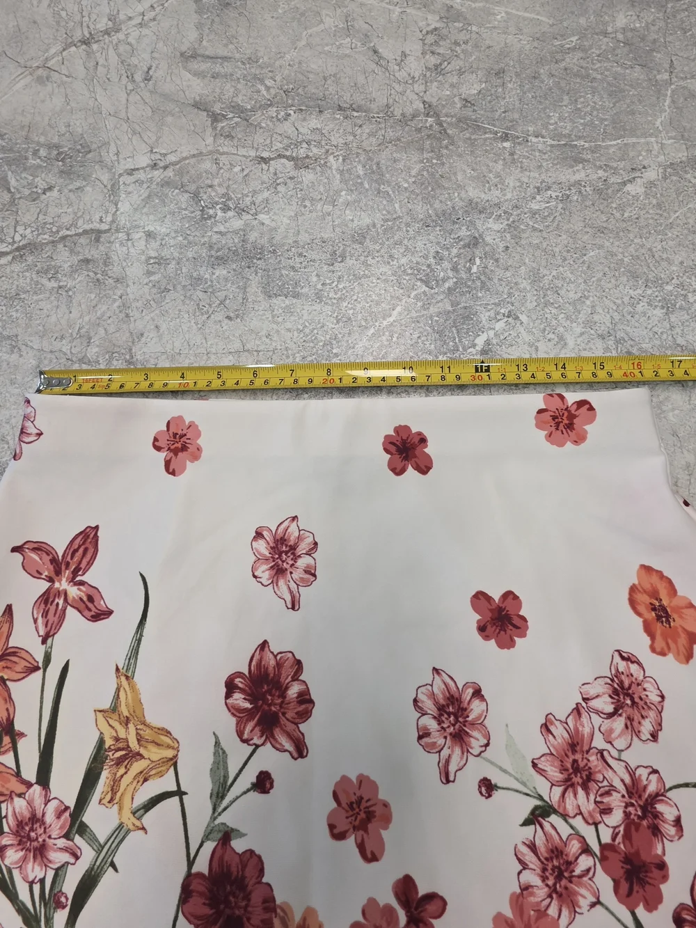 Roz & Ali White Pencil Skirt with Pink, Orange & Yellow Floral Print
